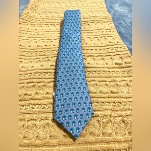VINEYARD VINES Blue Helping Hands custom tie NWT